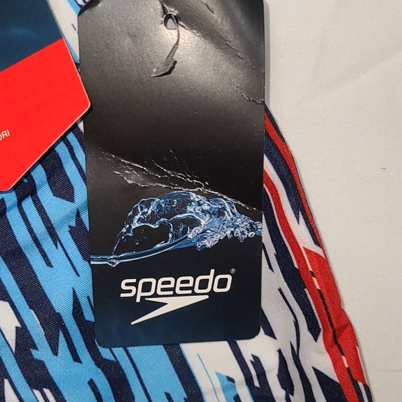 Speedo red white blue board volley shorts - Picture 3 of 16